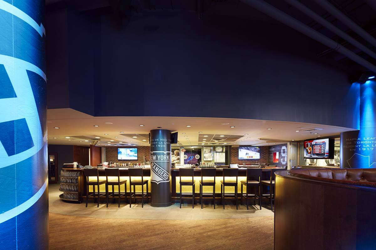 La Cage Aux Sports Restaurants Centre Bell